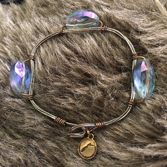 Wired faceted aurora borealis stone bracelet - Picture 3 of 8